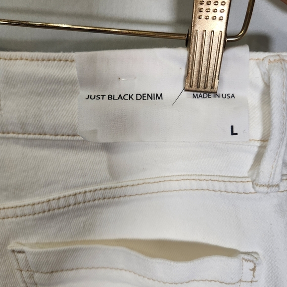 NWT Just Black Off White High Waist Denim Shorts Size L - Picture 6 of 13